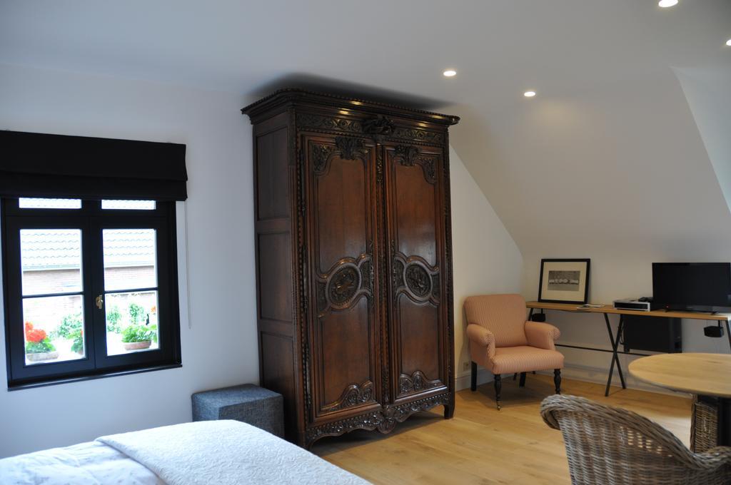 Guesthouse Villa Vauban 예페르 객실 사진