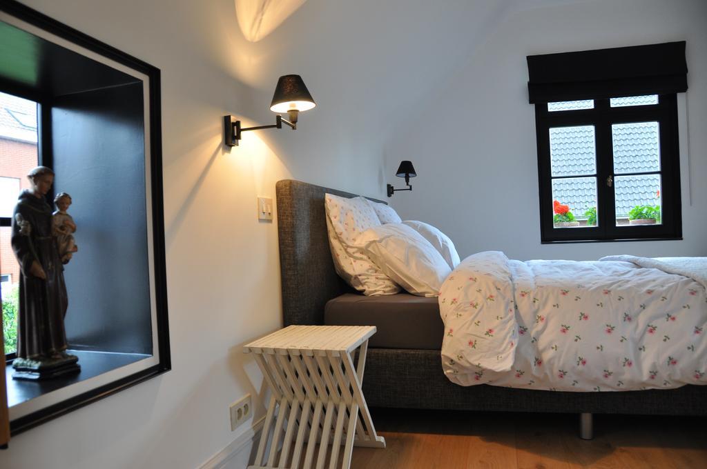 Guesthouse Villa Vauban 예페르 객실 사진
