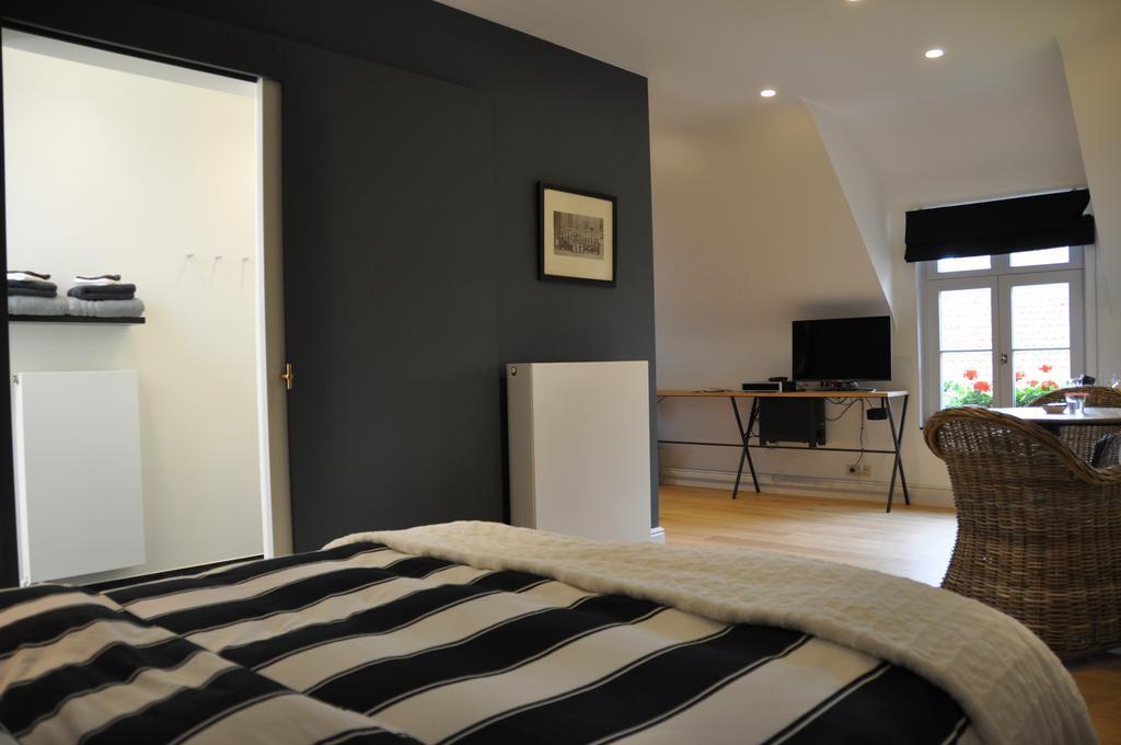 Guesthouse Villa Vauban 예페르 객실 사진